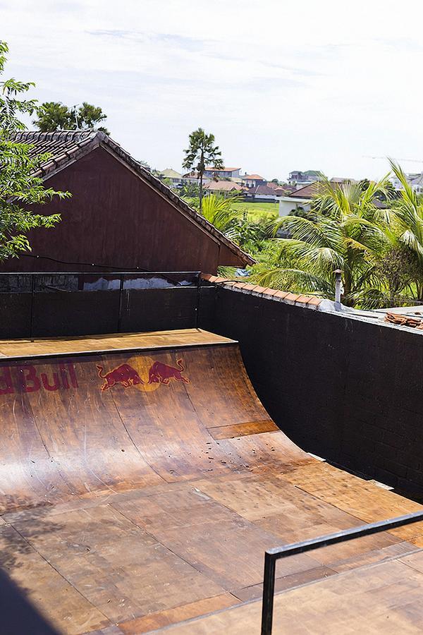 Takeoff Surf Camp & Hotel Canggu Extérieur photo